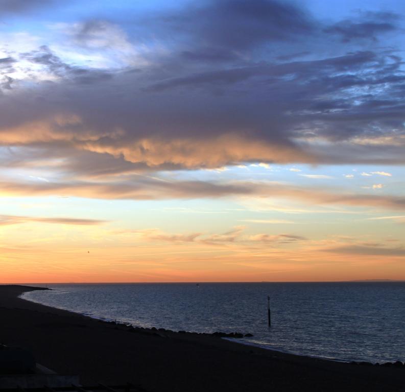 The Beach Bed & Breakfast Hythe  Exterior foto